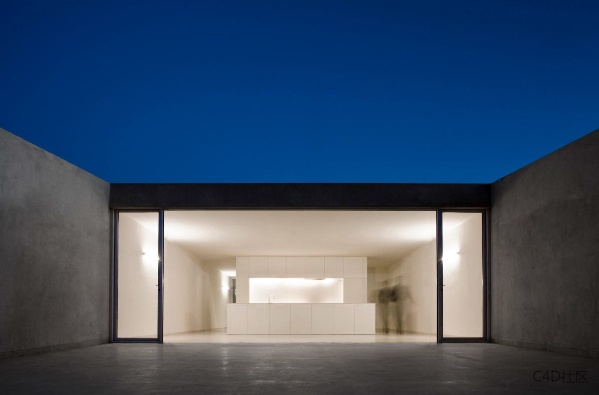 城堡俯瞰山腰上的房子-behance-Fran Silvestre Arquitectos