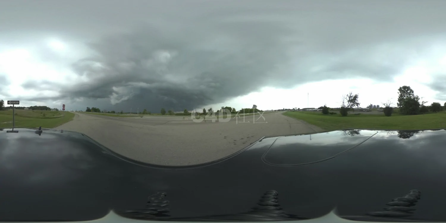 Storm_Clouds_Coming_In